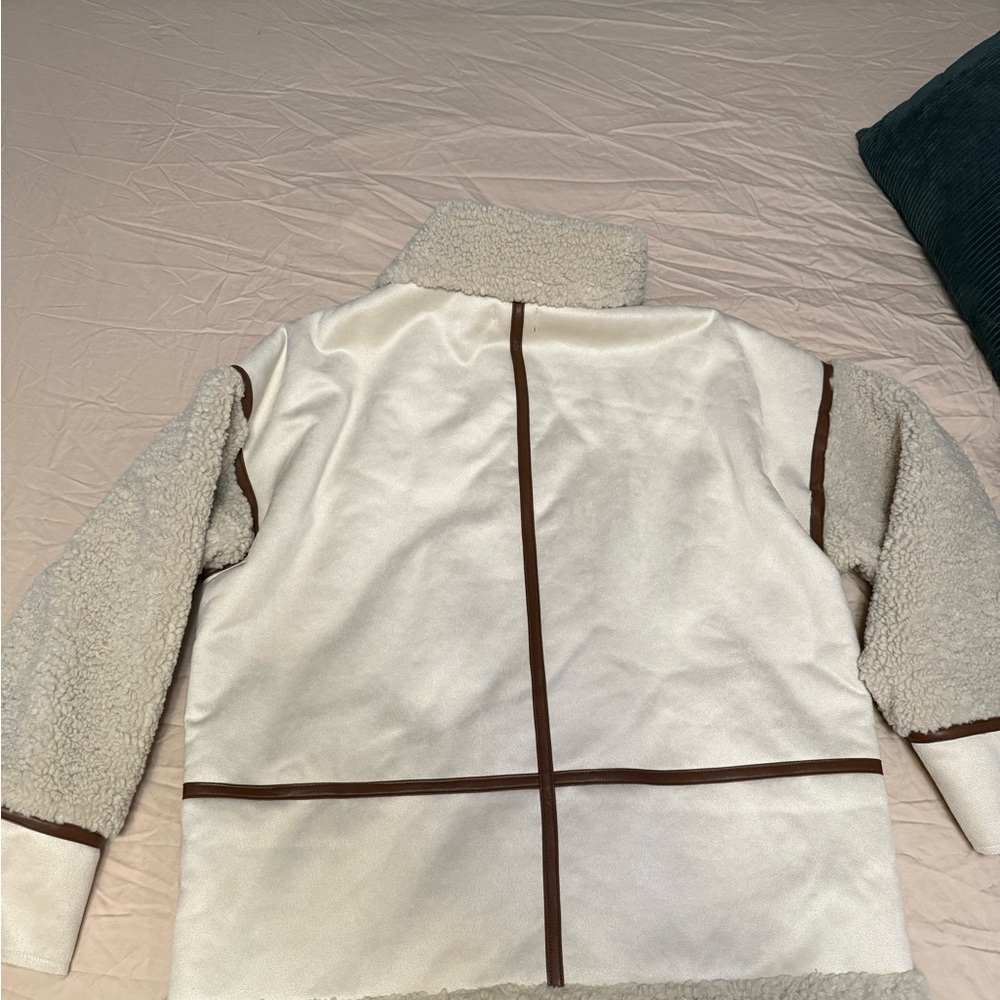 PrettyLittleThing Cream Shearling Jacket - Picture 12 of 14